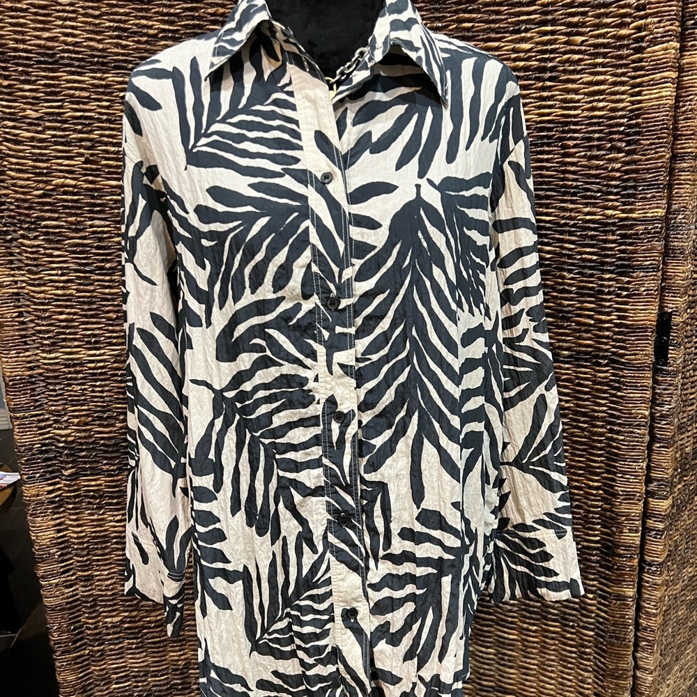 Black n cream H & M long blouse